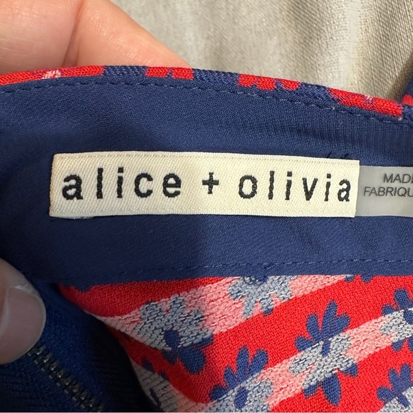 ALICE + OLIVIA Michiko Pintuck Daisy Print Pants Navy/Red Size 10 - Picture 8 of 11